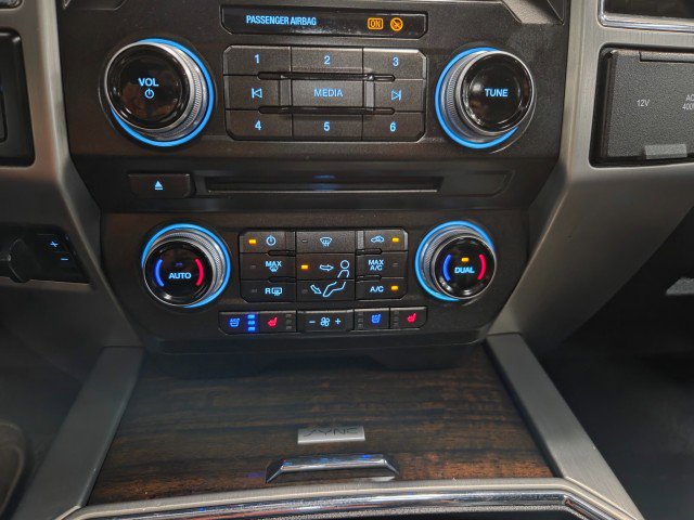 Used 2017 Ford F250 Platinum w/ Platinum Ultimate Package AWD/4WD image 55