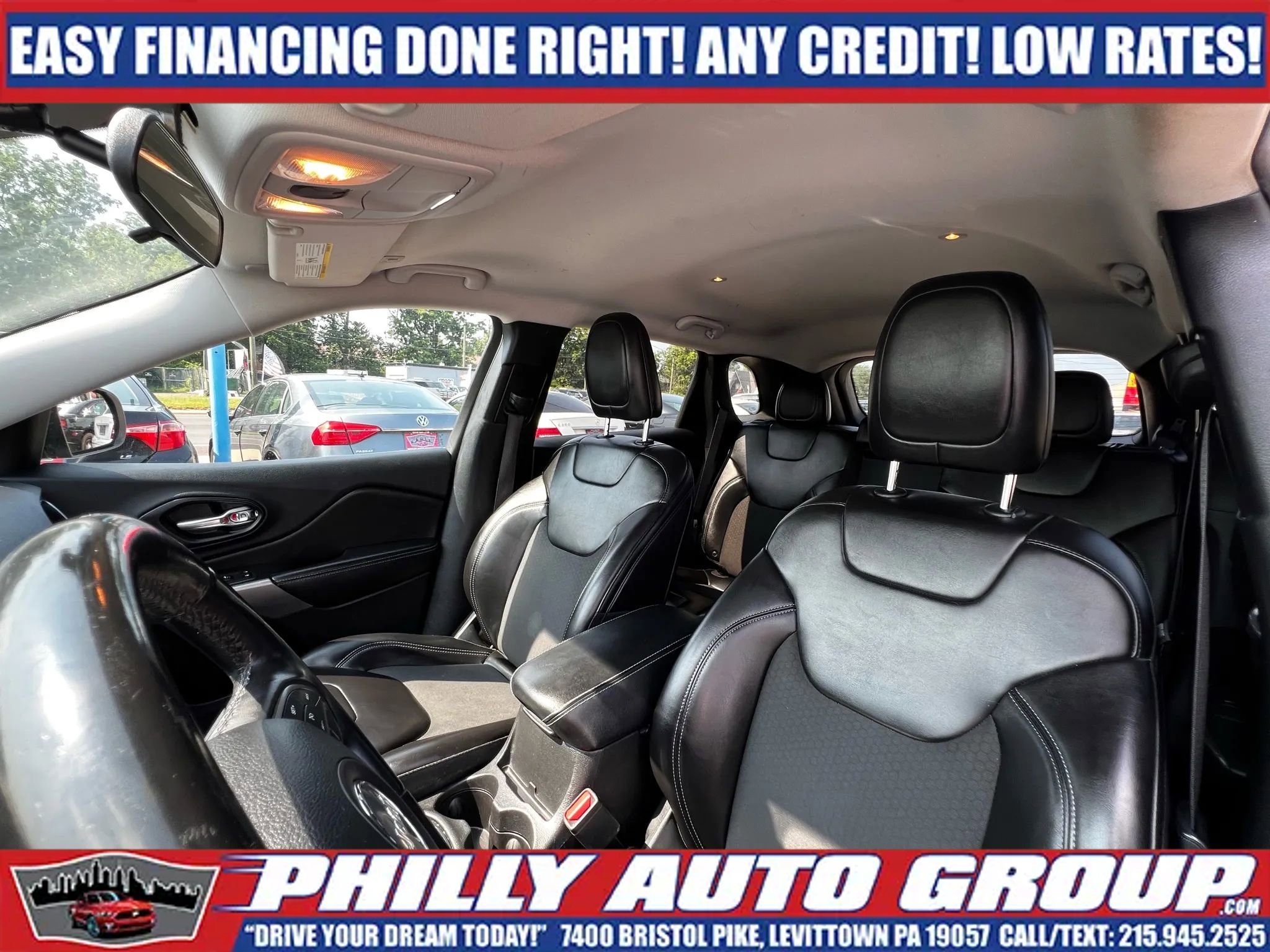 Used 2019 Jeep Cherokee Latitude Plus AWD/4WD image 10