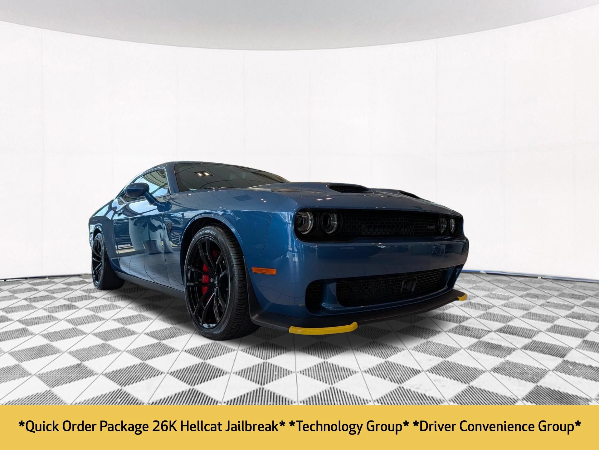 Used 2023 Dodge Challenger SRT Hellcat RWD image 2