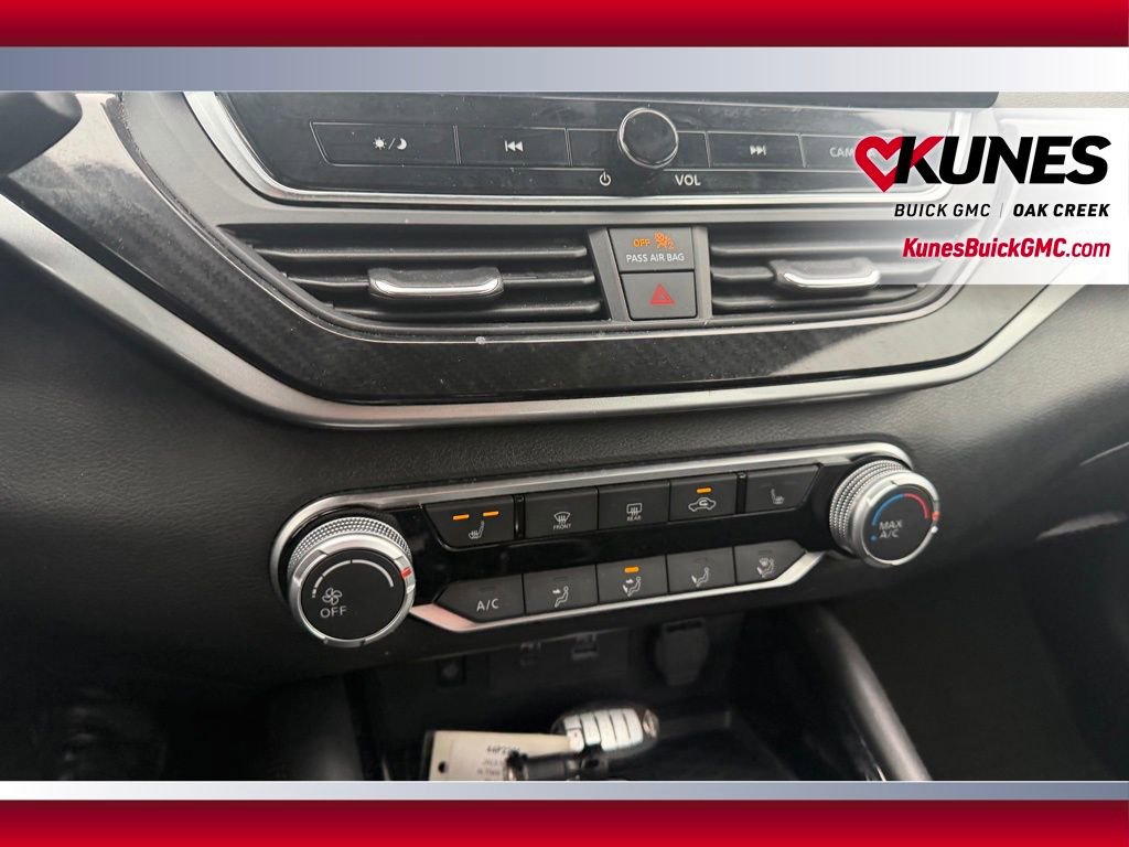 Used 2023 Nissan Altima 2.5 SR w/ SR Premium Package FWD image 15