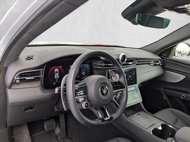 Used 2023 Maserati Grecale Modena image 9