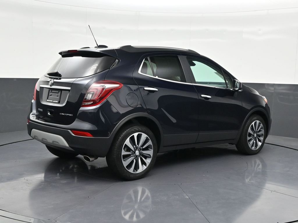 Used 2022 Buick Encore Preferred w/ Safety Package FWD image 5