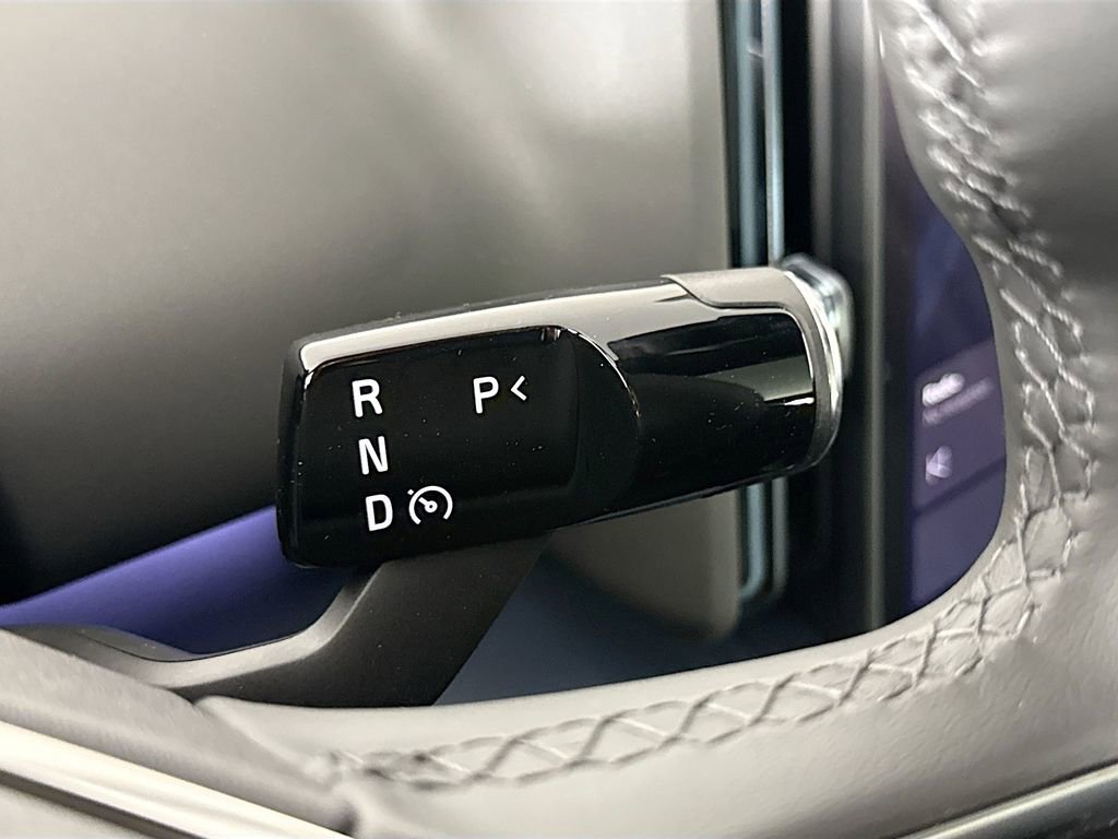 New 2026 Volvo EX30 Plus w/ Climate Package image 16