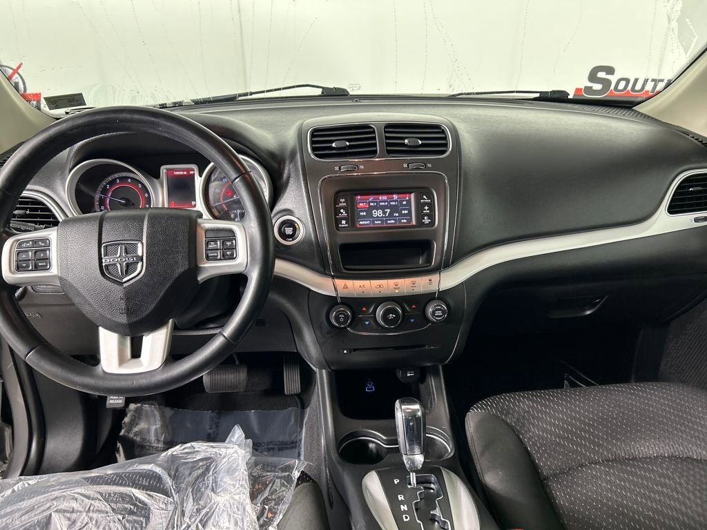 Used 2019 Dodge Journey SE w/ Connectivity Group image 18