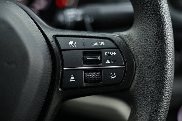 Used 2023 Honda Accord LX image 33