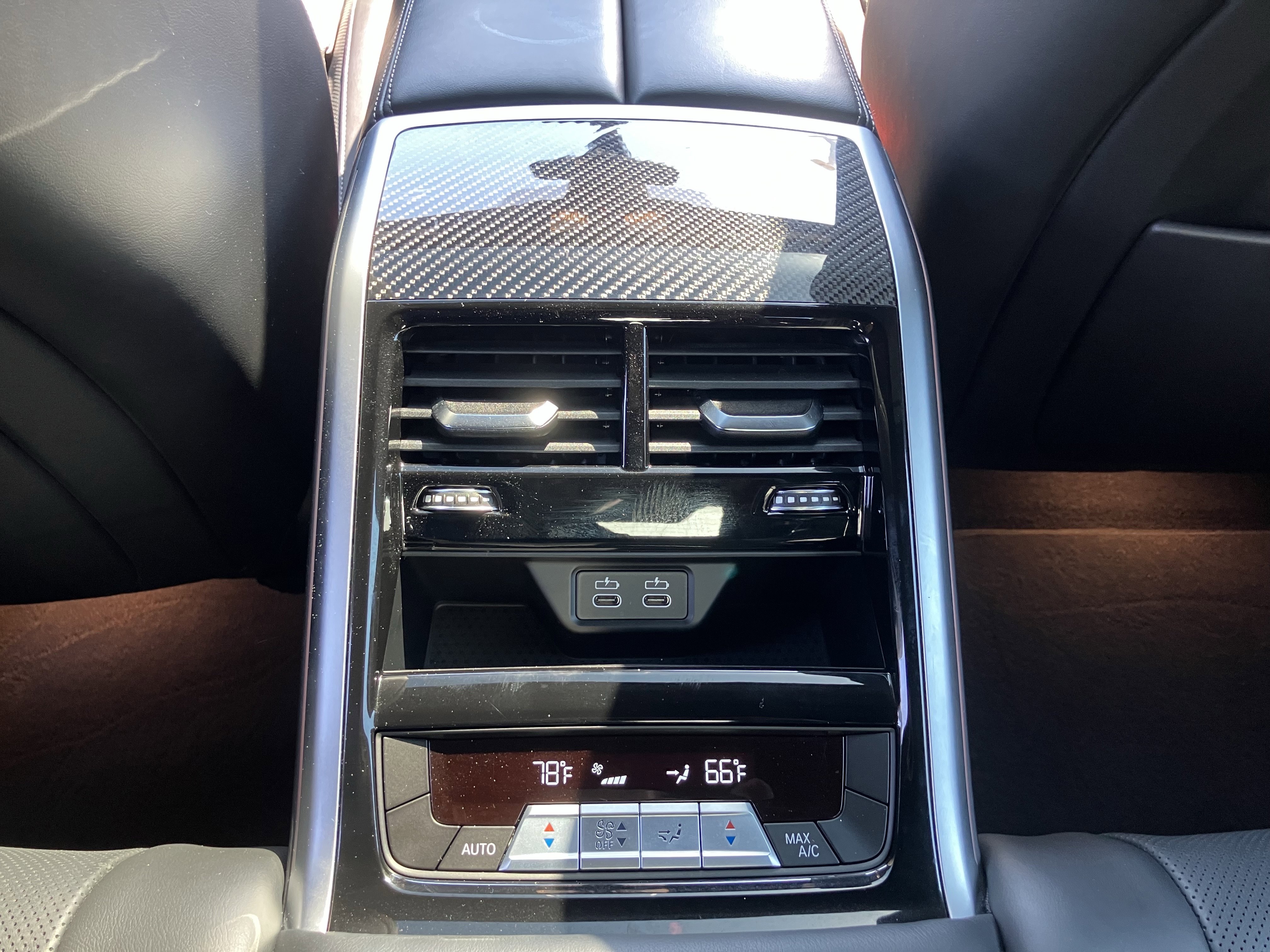 Used 2025 BMW M850i xDrive w/ M Sport Professional Package image 33