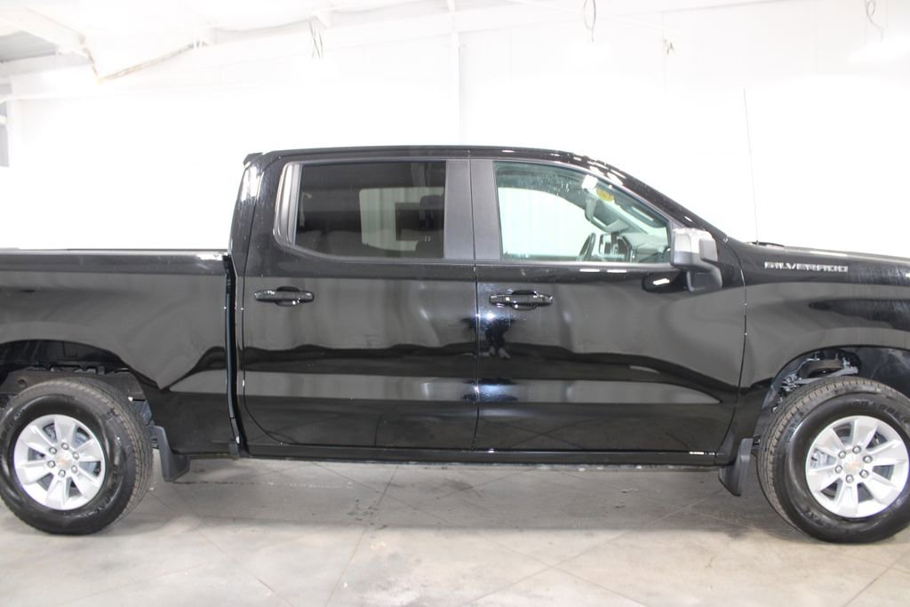 Used 2025 Chevrolet Silverado 1500 LT image 11