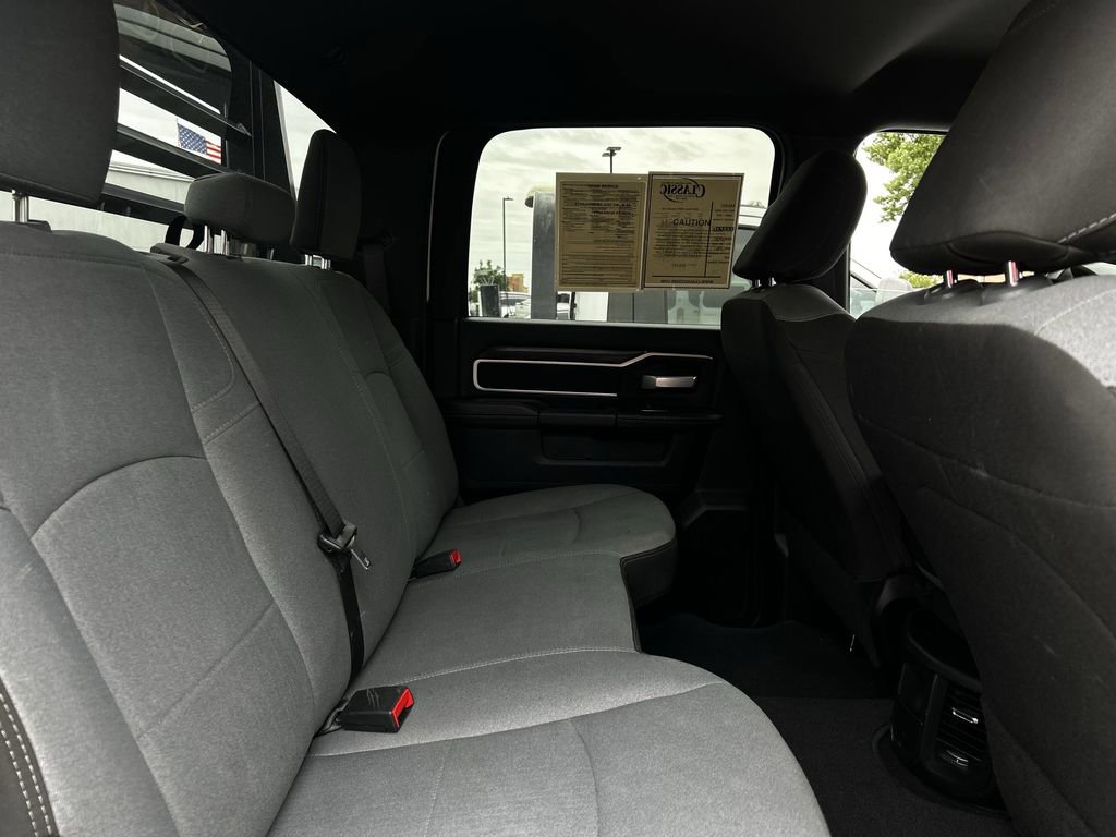 Used 2024 RAM 3500 SLT w/ Quick Order Package 2YG SLT AWD/4WD image 30