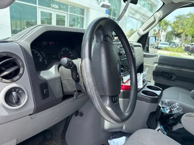 Used 2011 Ford E-350 and Econoline 350 XLT RWD image 18