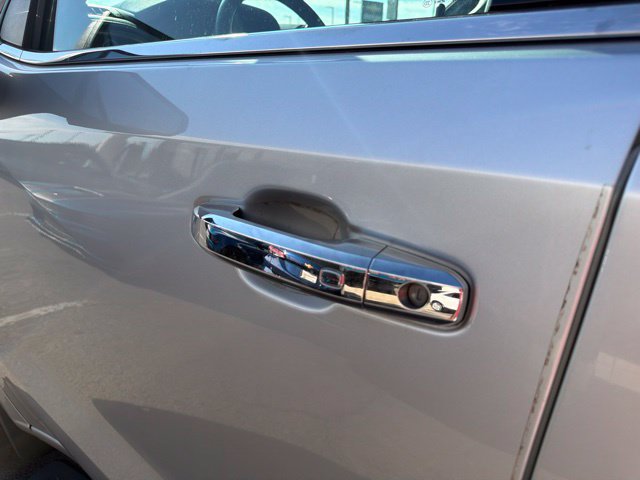 Used 2020 Chevrolet Silverado 1500 LTZ w/ LTZ Plus Package RWD image 16