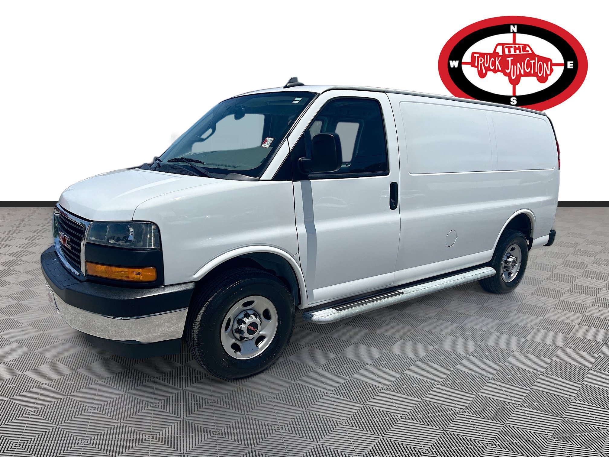 Used 2023 GMC Savana 2500 w/ Driver Convenience Package RWD image 3