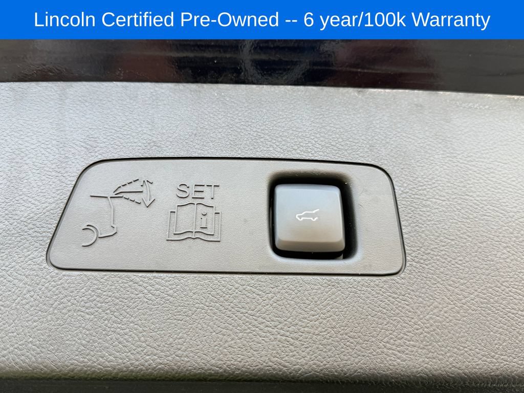 Certified 2023 Lincoln Corsair AWD w/ Rear Removable Package Tray image 23