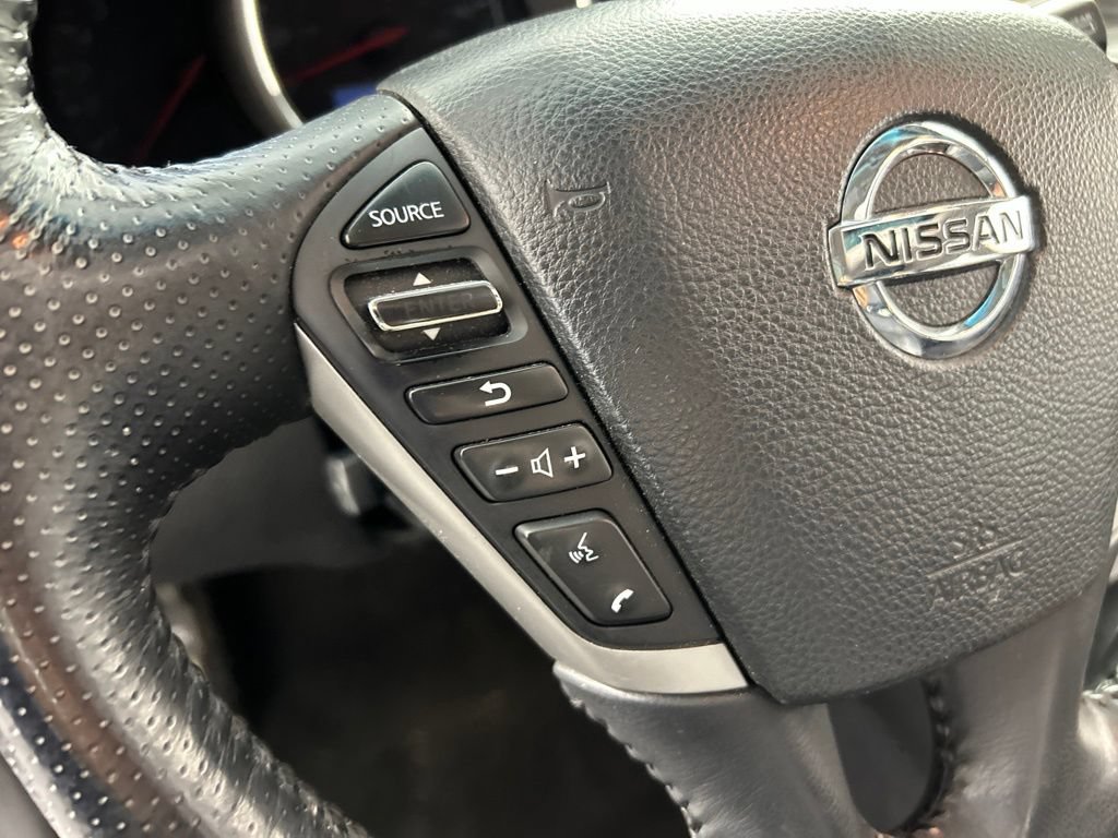 Used 2013 Nissan Murano LE w/ Platinum Pkg AWD/4WD image 14