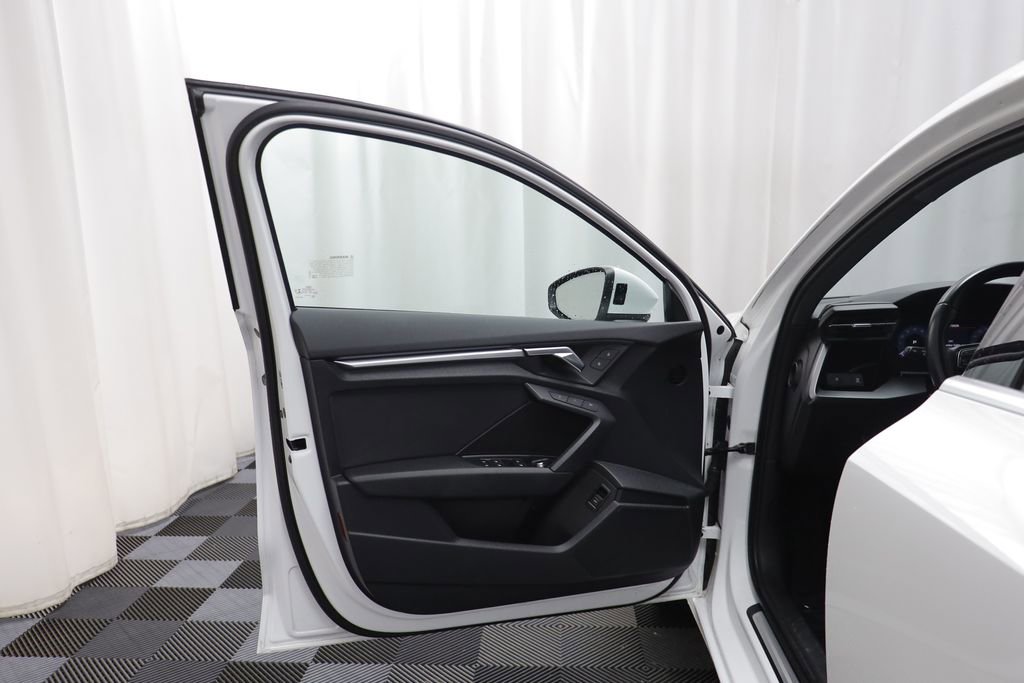 Used 2022 Audi A3 2.0T Premium w/ Convenience Package image 4