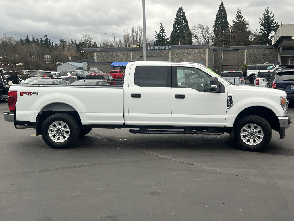 Certified 2022 Ford F250 XLT w/ XLT Value Package image 5