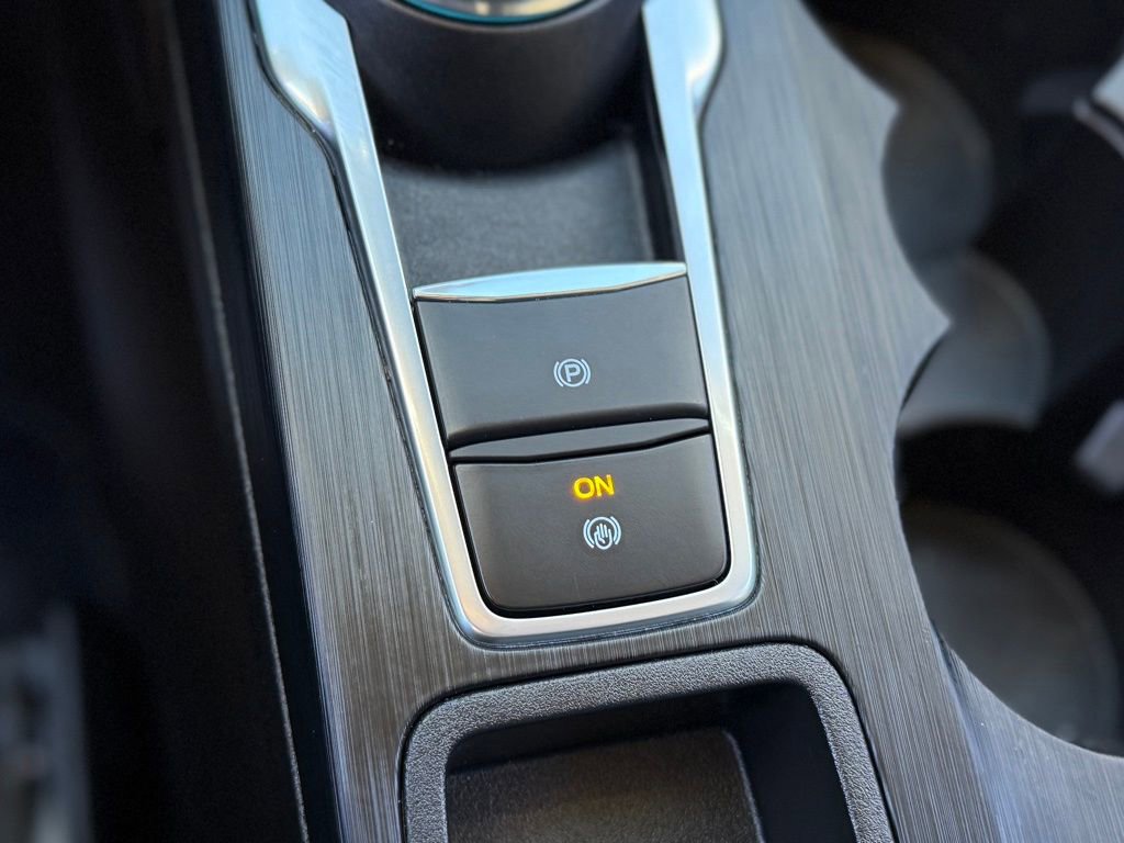 Used 2023 Ford Escape SE image 15