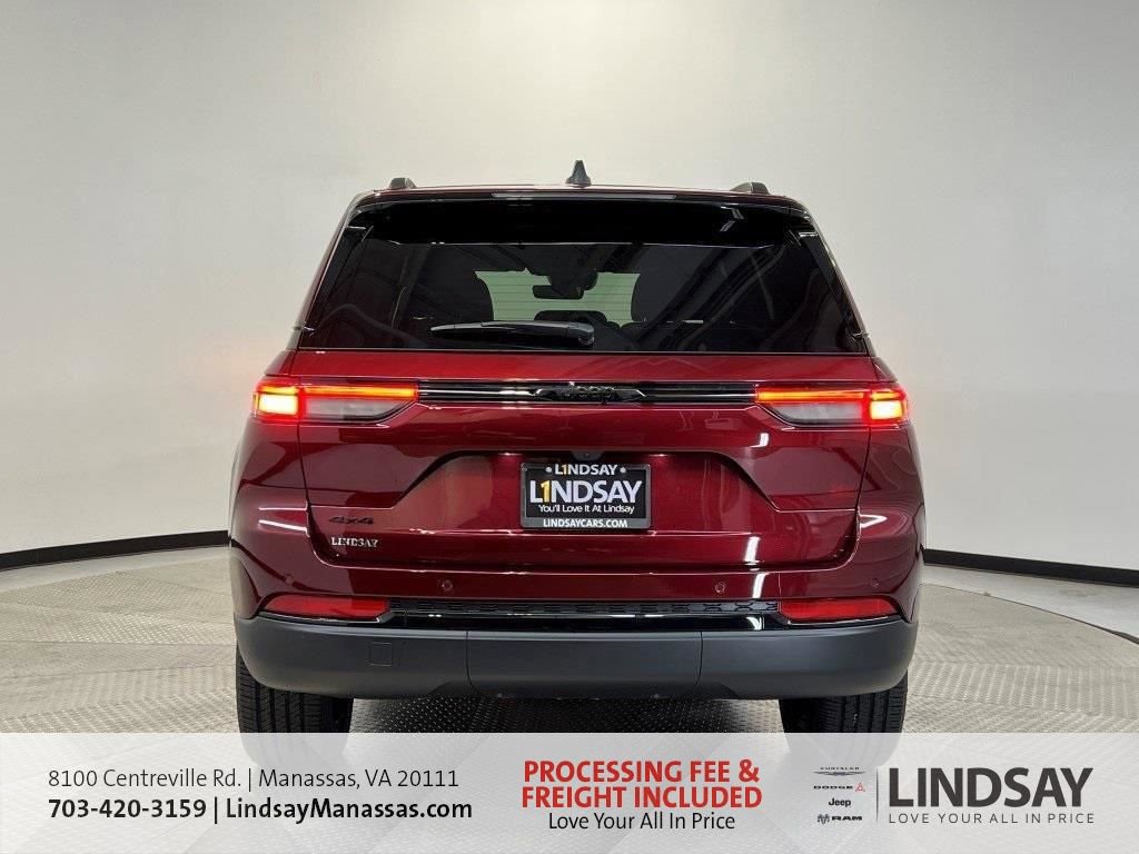 New 2025 Jeep Grand Cherokee Altitude image 5