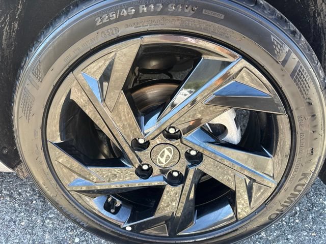 Used 2026 Hyundai Elantra Sport FWD image 9