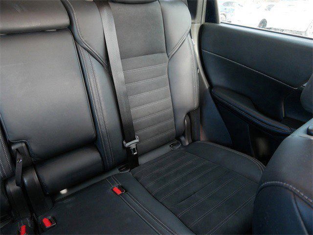 Used 2022 Mitsubishi Outlander SE image 15