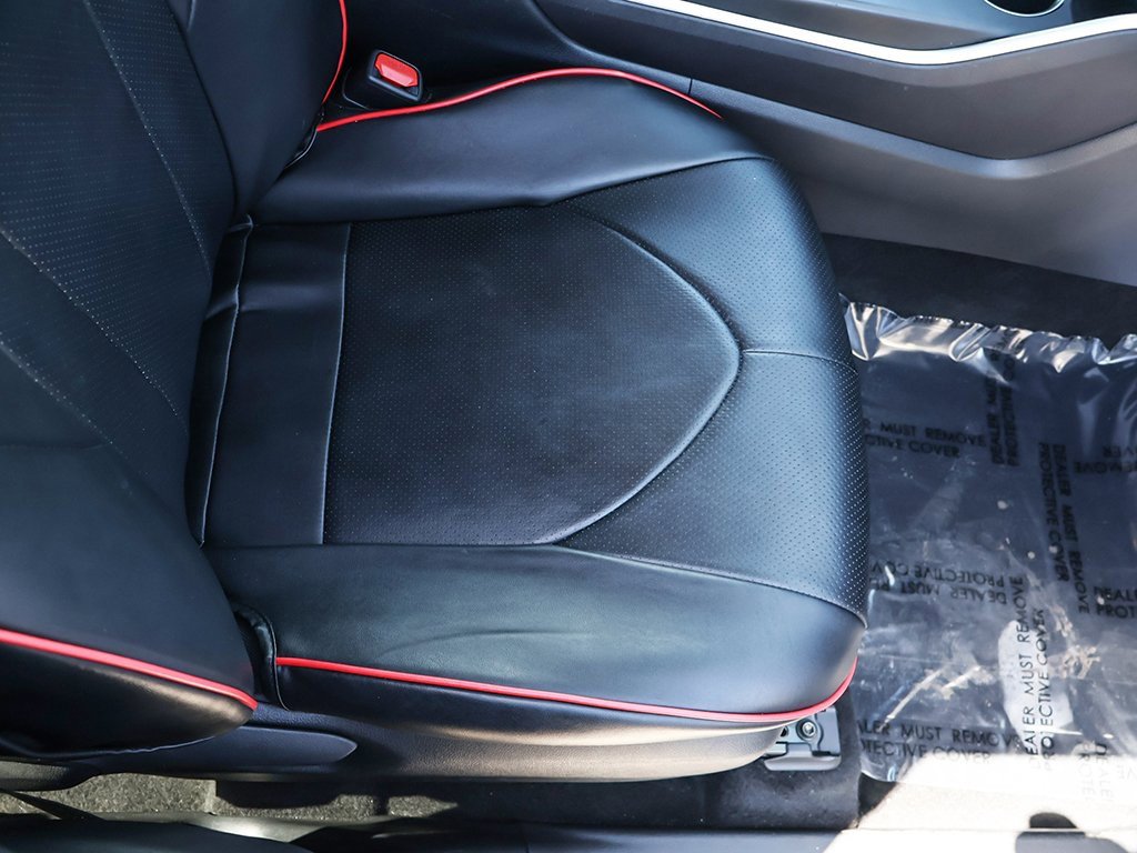 Used 2024 Toyota Highlander LE image 29