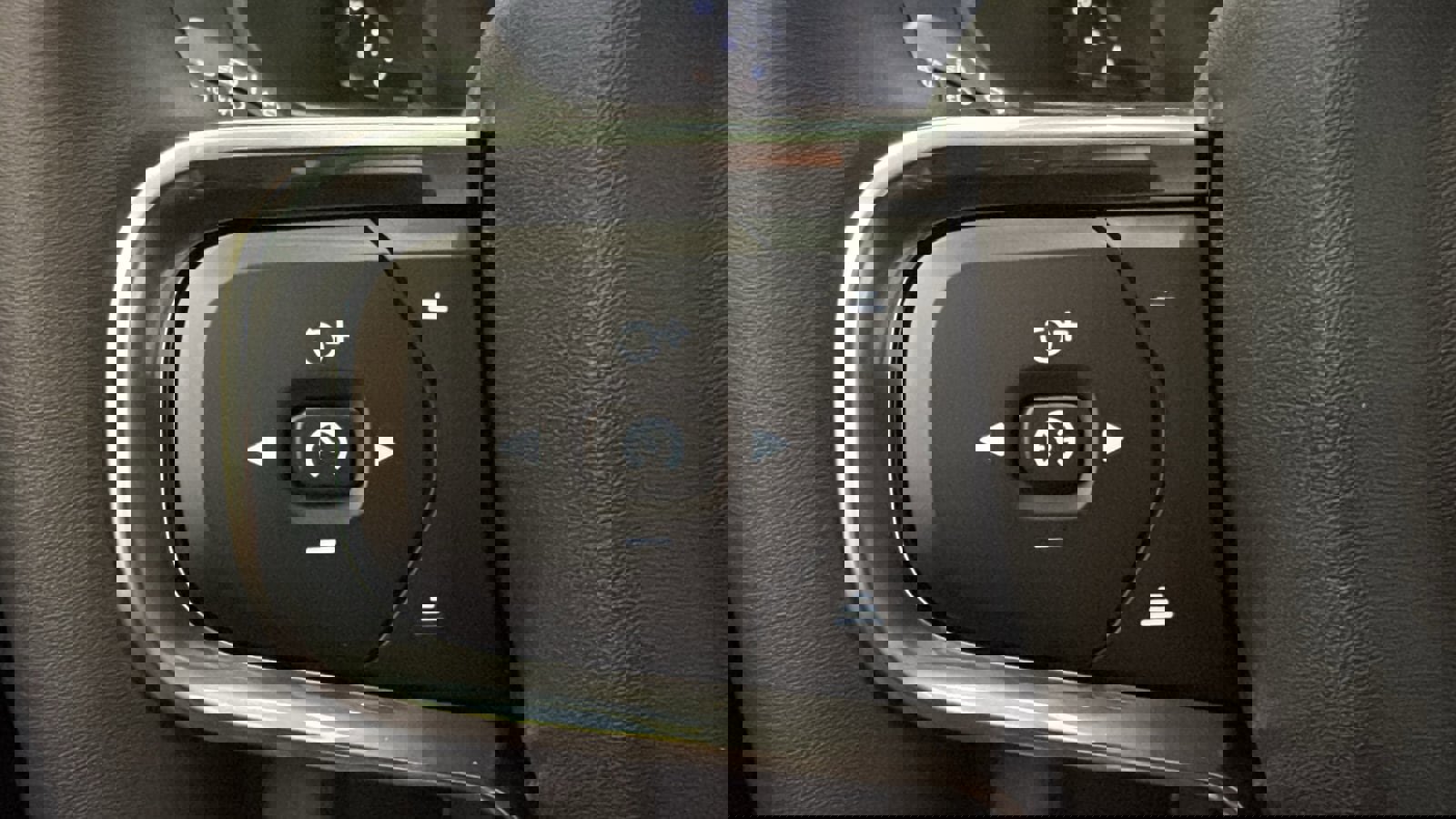 Used 2026 Volvo XC40 B5 Ultra w/ Protection Package Premier image 13