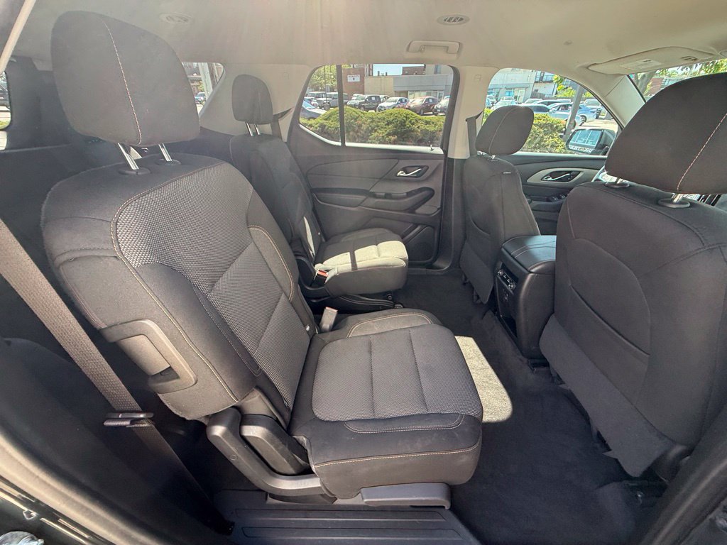 Used 2019 Chevrolet Traverse LT AWD/4WD image 35