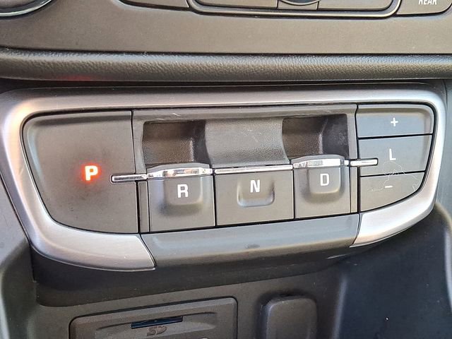 Used 2022 GMC Terrain AT4 image 15