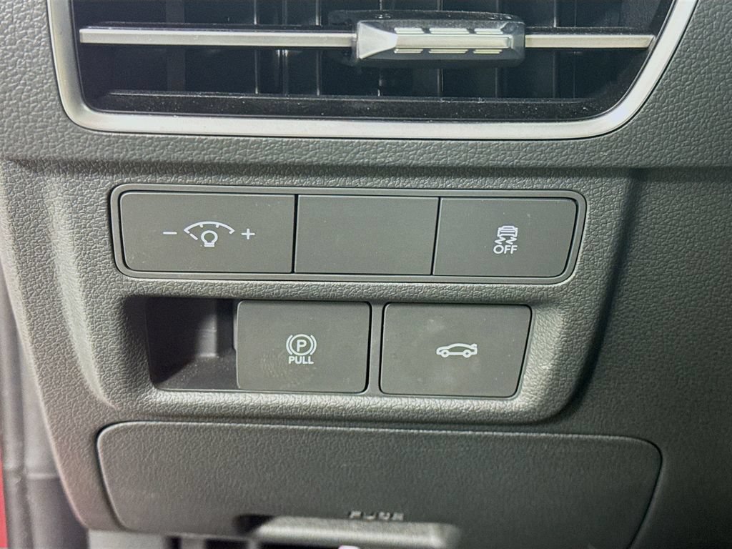 Used 2025 Hyundai Sonata SEL FWD image 10