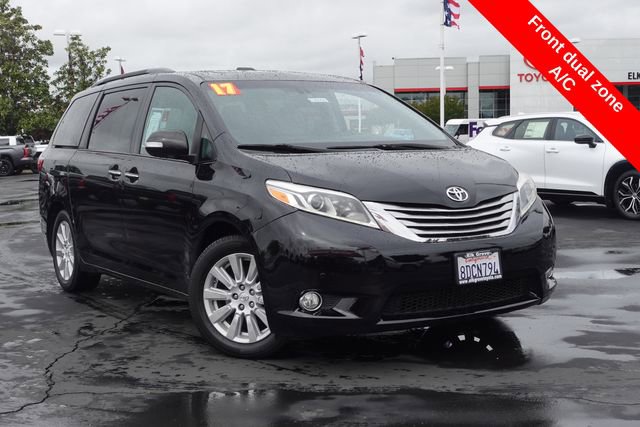 Used 2017 Toyota Sienna Limited Premium FWD image 2