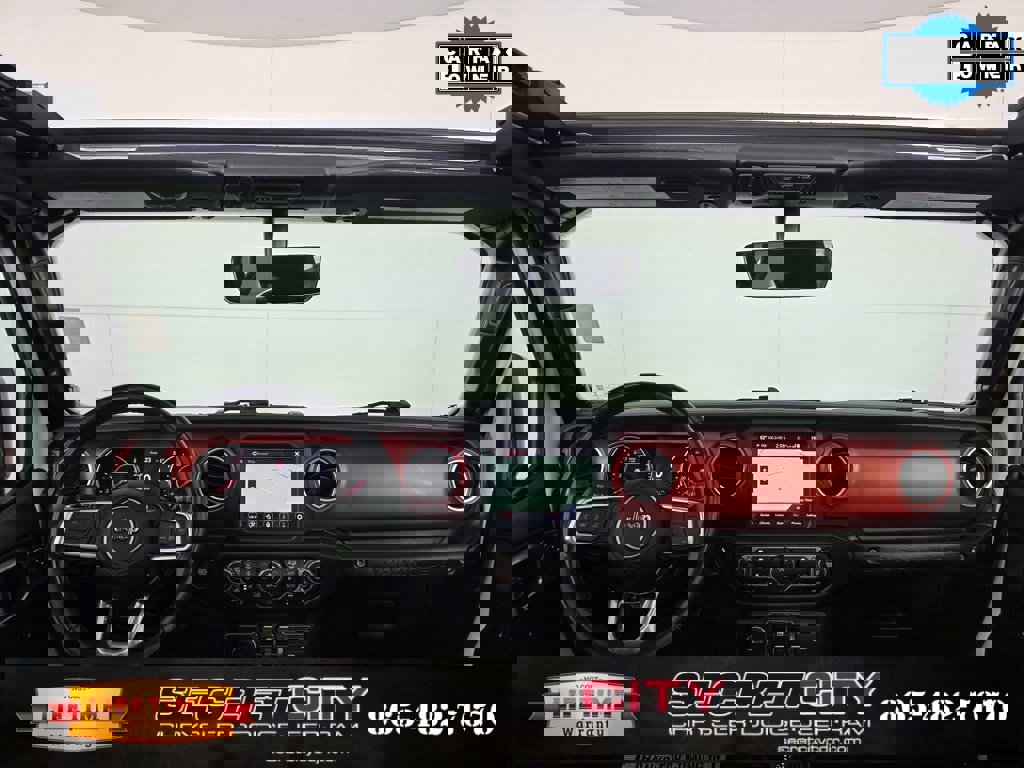 Used 2022 Jeep Wrangler Unlimited Rubicon w/ Xtreme Recon 35" Tire Package image 32