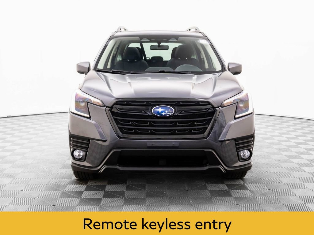 Used 2023 Subaru Forester Premium image 9