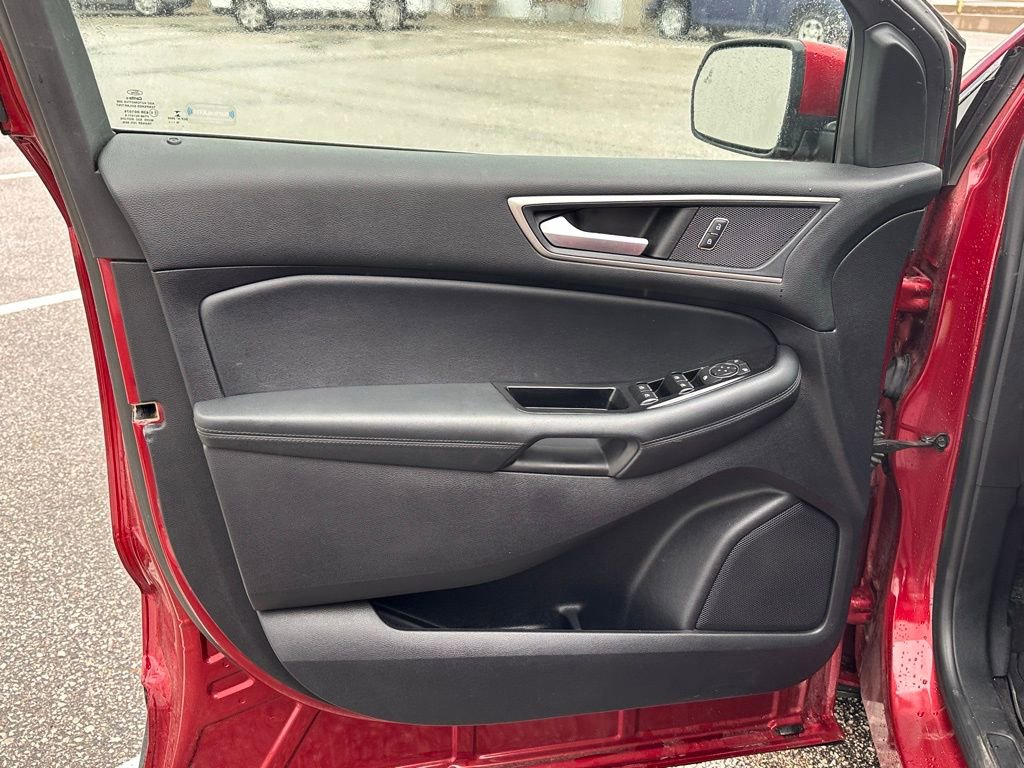 Used 2019 Ford Edge SEL w/ Equipment Group 201A image 12