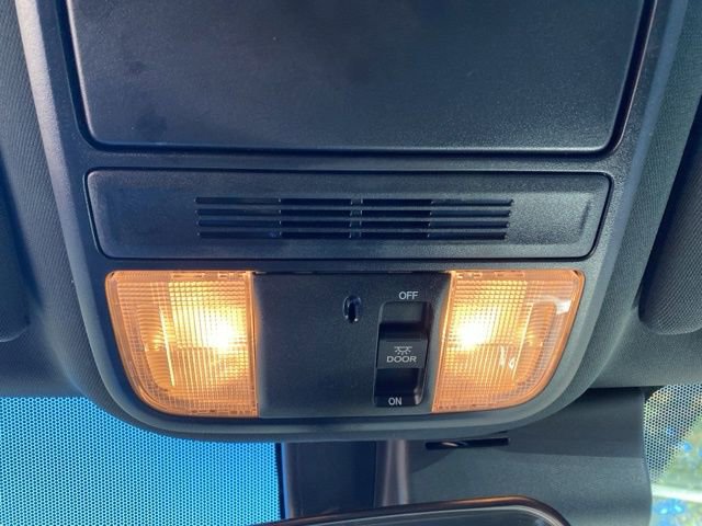 Used 2022 Honda Pilot Sport image 29