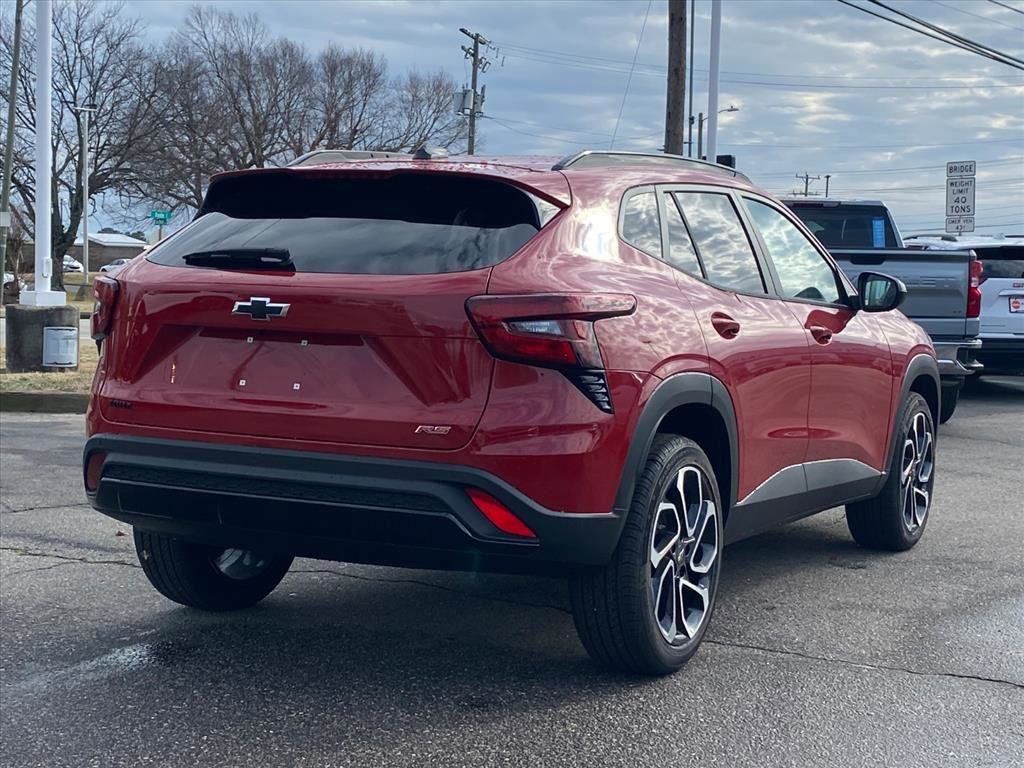 New 2026 Chevrolet Trax RS w/ Driver Confidence Package image 3