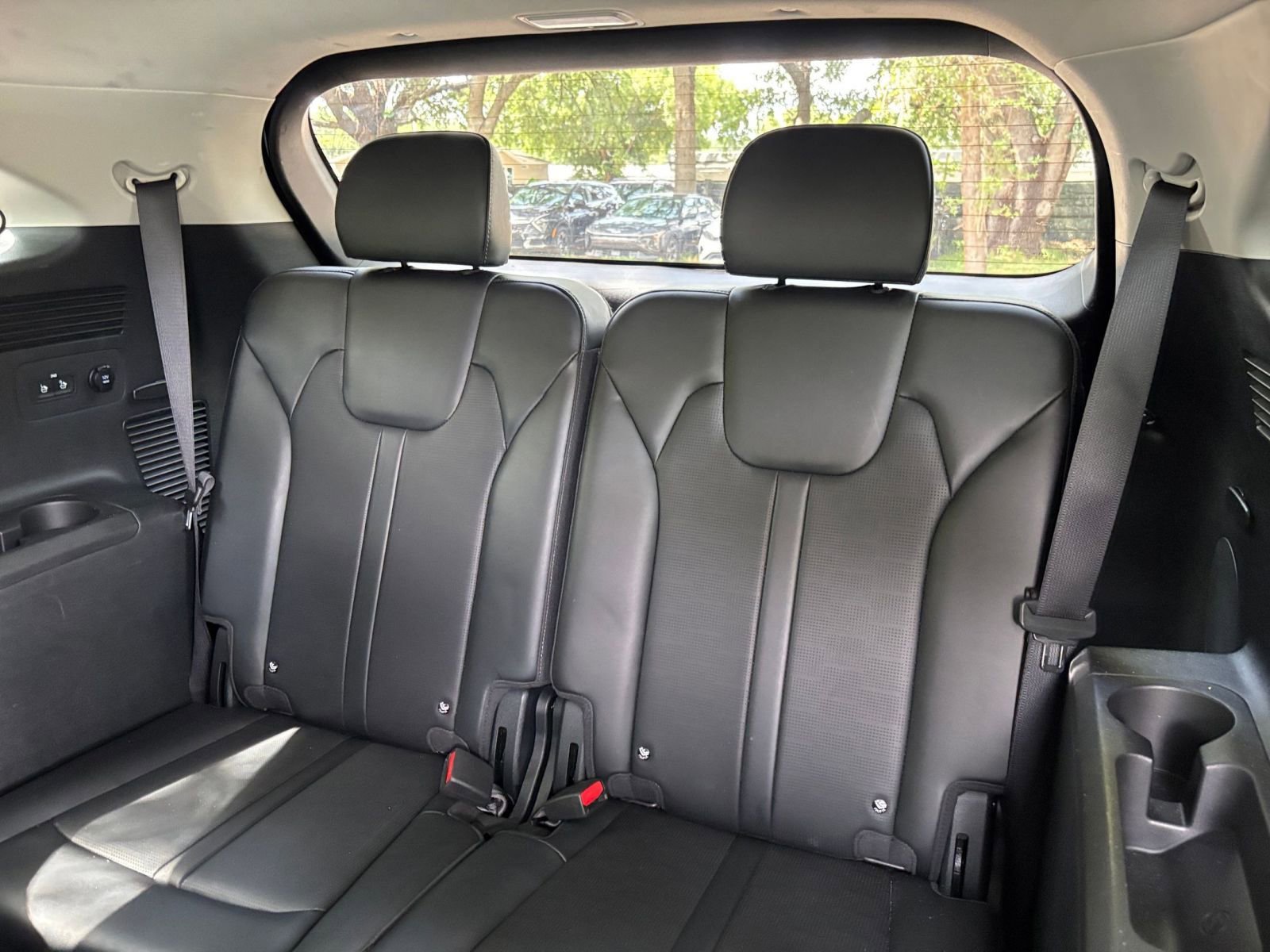 Used 2024 Kia Sorento S AWD/4WD image 31