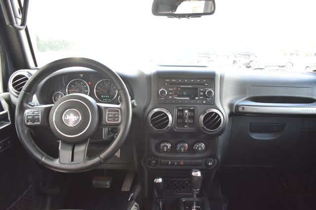 Used 2017 Jeep Wrangler Unlimited Sport w/ Quick Order Package 24S AWD/4WD image 28