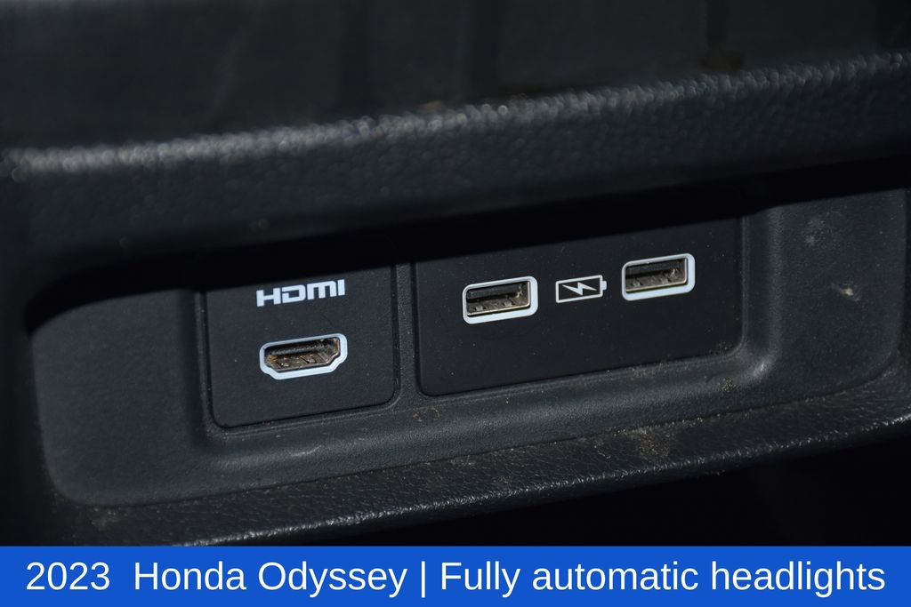 Used 2023 Honda Odyssey Elite image 25