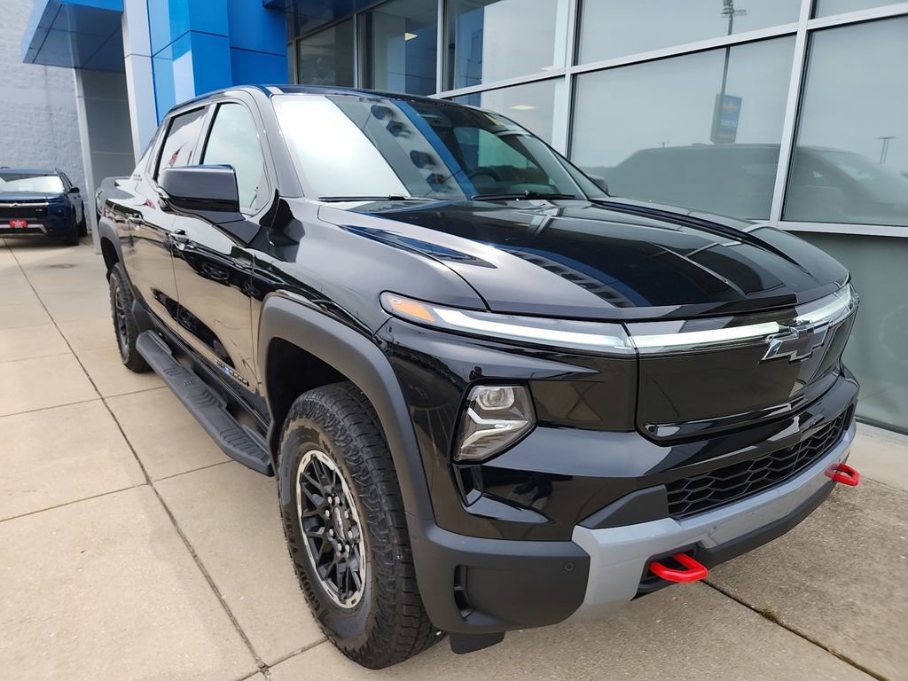 New 2026 Chevrolet Silverado EV Trail Boss image 2