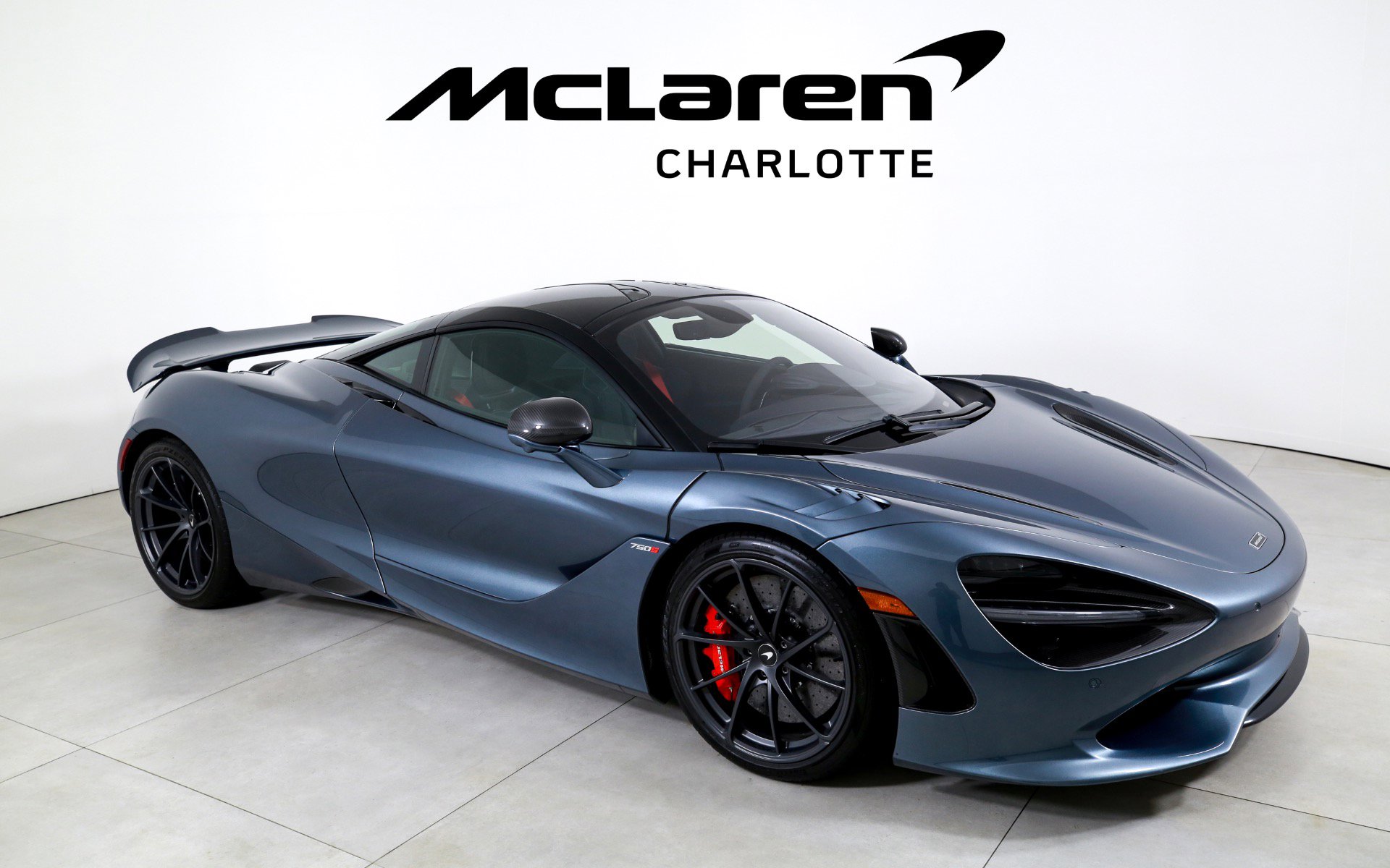 Used 2024 McLaren 750S image 2