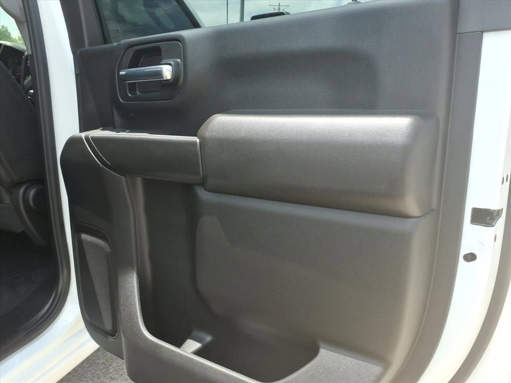 Used 2025 GMC Sierra 2500 Pro AWD/4WD image 13