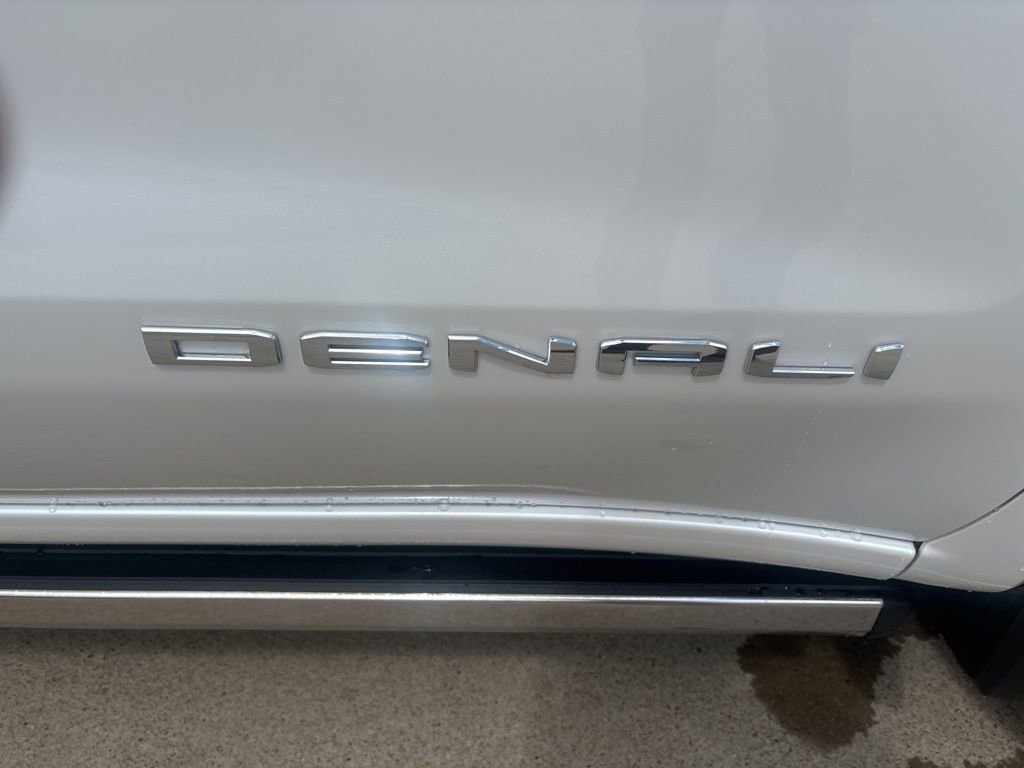 Certified 2023 GMC Sierra 1500 Denali Ultimate AWD/4WD image 7