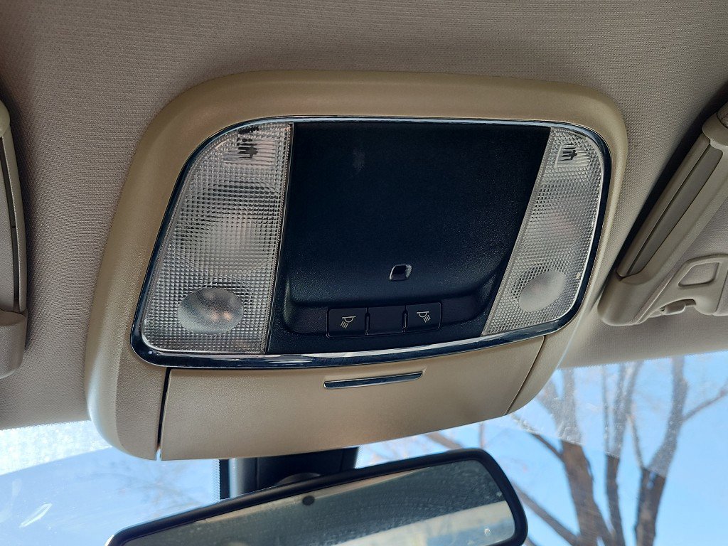 Used 2018 Chrysler 300 Touring w/ Sport Appearance Package image 20