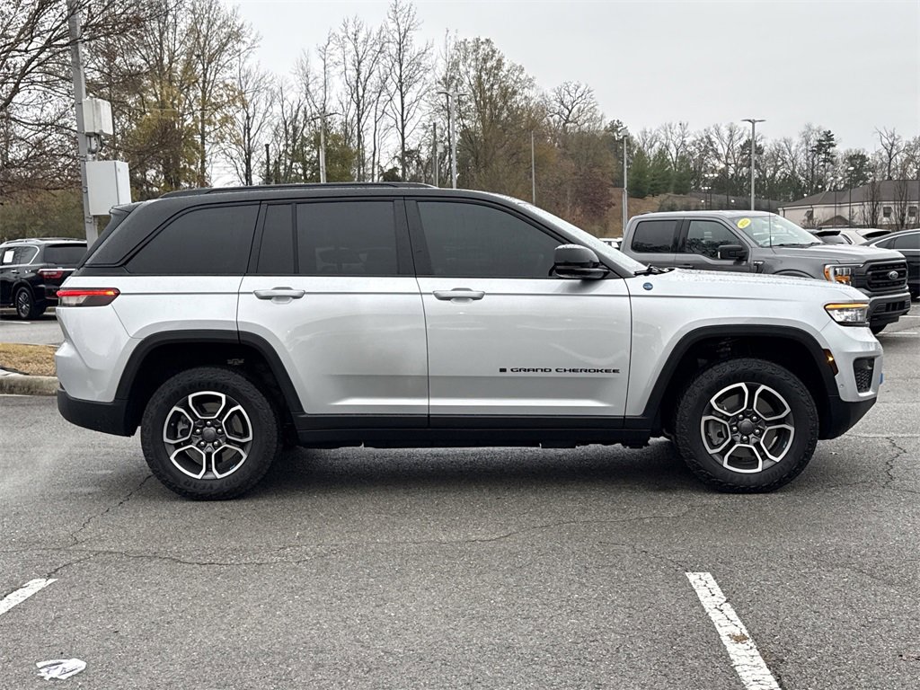 Used 2022 Jeep Grand Cherokee Trailhawk w/ Advanced Protech Group II image 2
