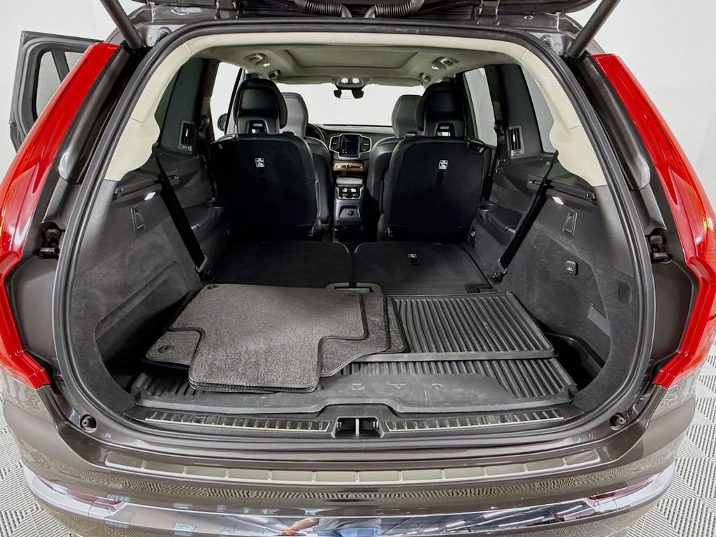 Used 2023 Volvo XC90 T8 Plus w/ Protection Package Premier AWD/4WD image 21