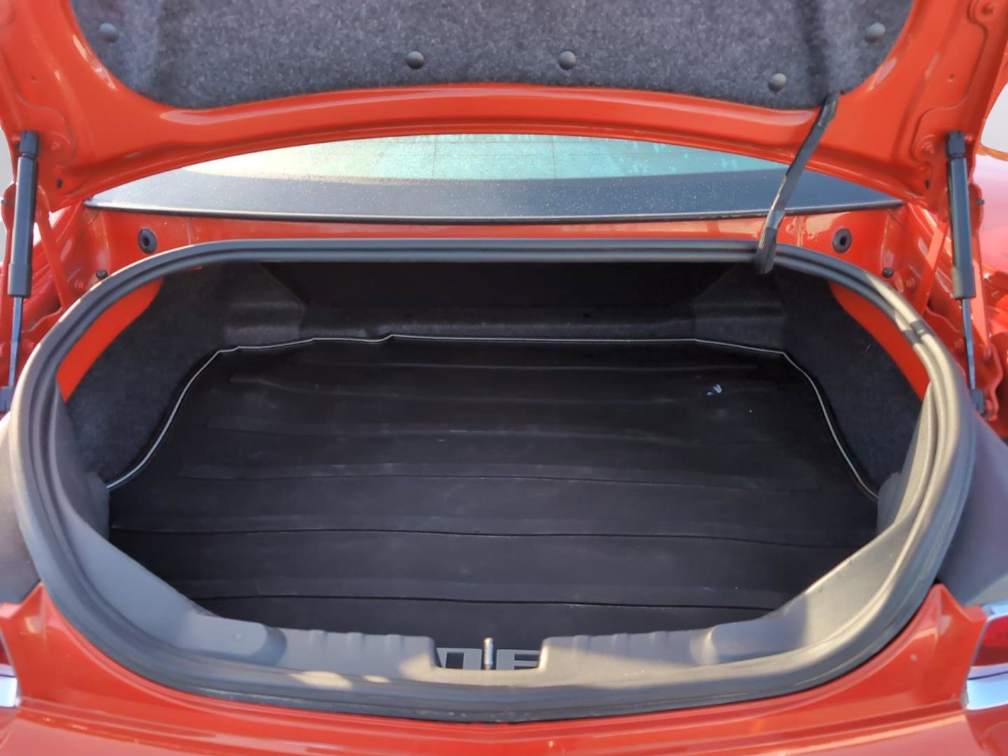 Used 2013 Chevrolet Camaro SS w/ RS Package RWD image 9