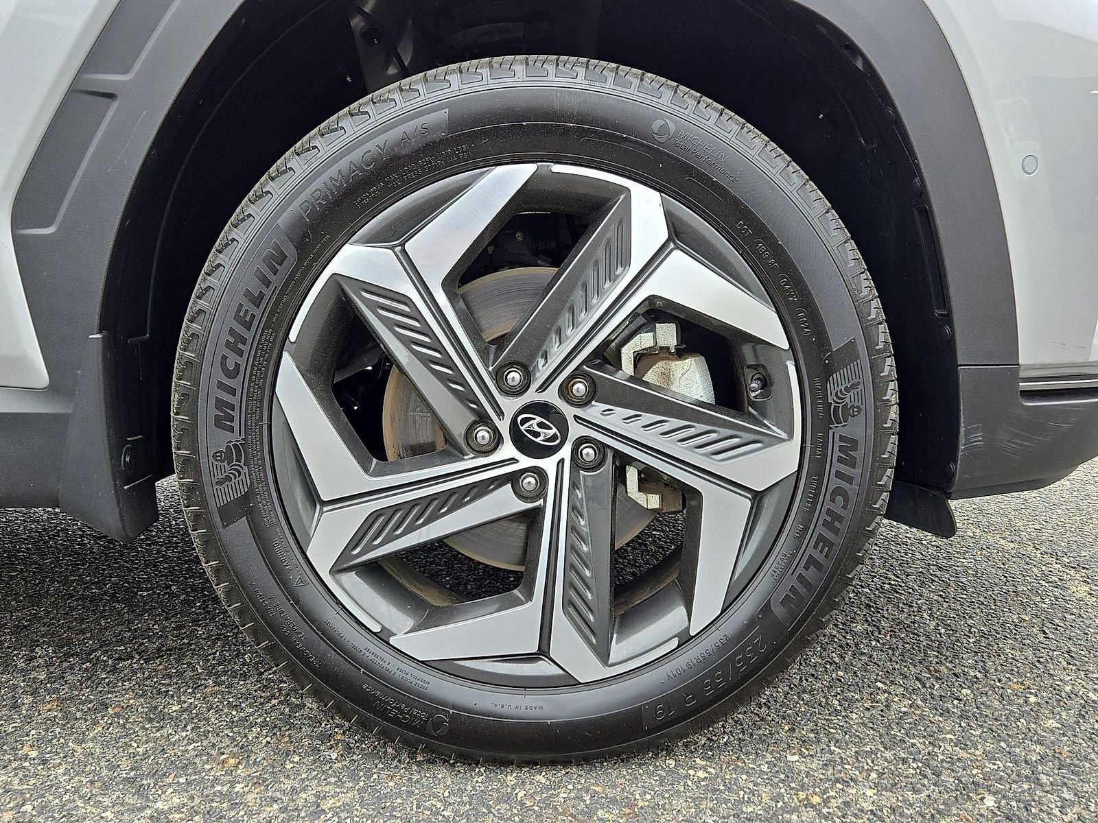 Certified 2023 Hyundai Tucson Limited AWD/4WD image 33