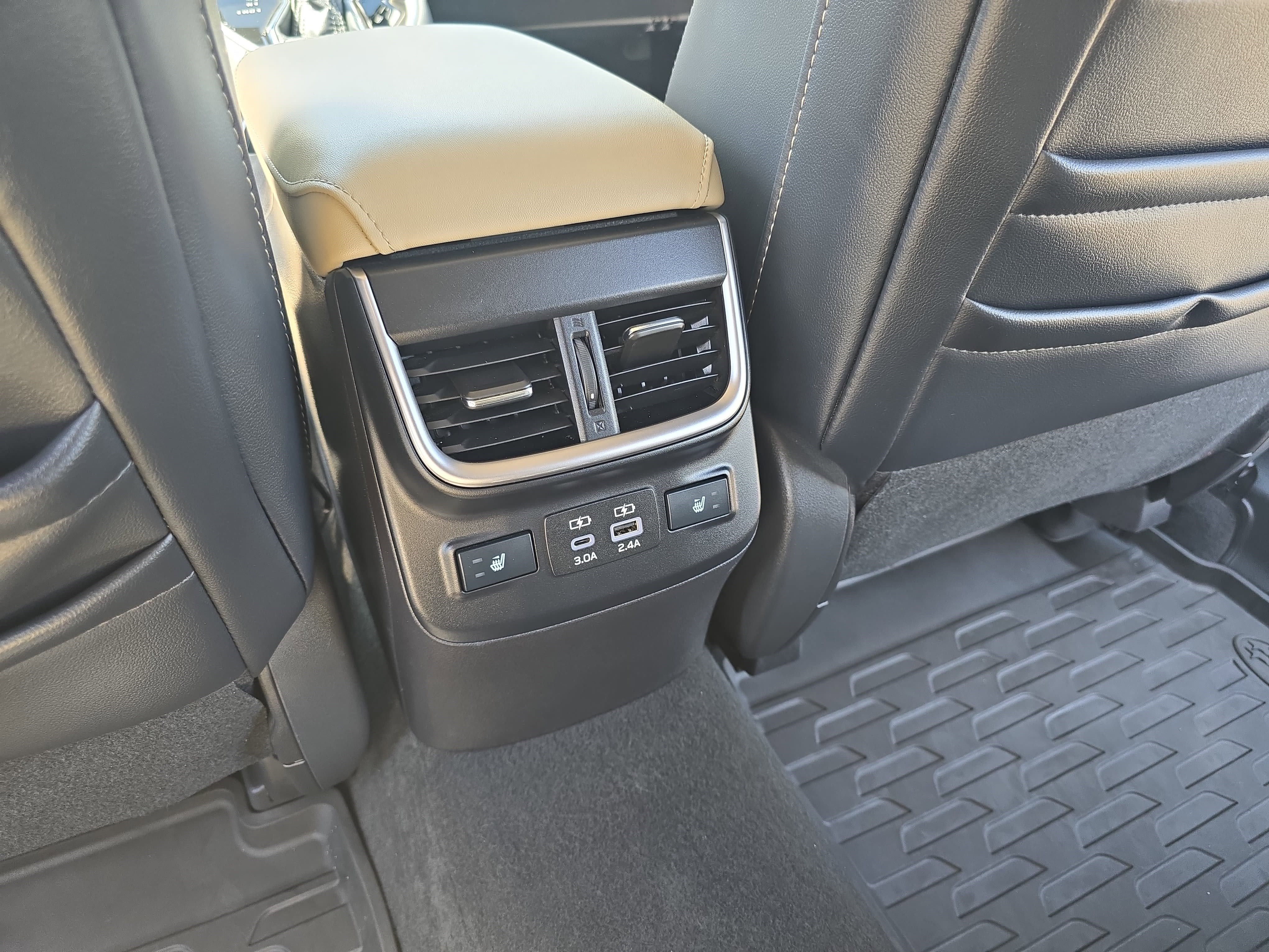 Used 2023 Subaru Outback Limited AWD/4WD image 13