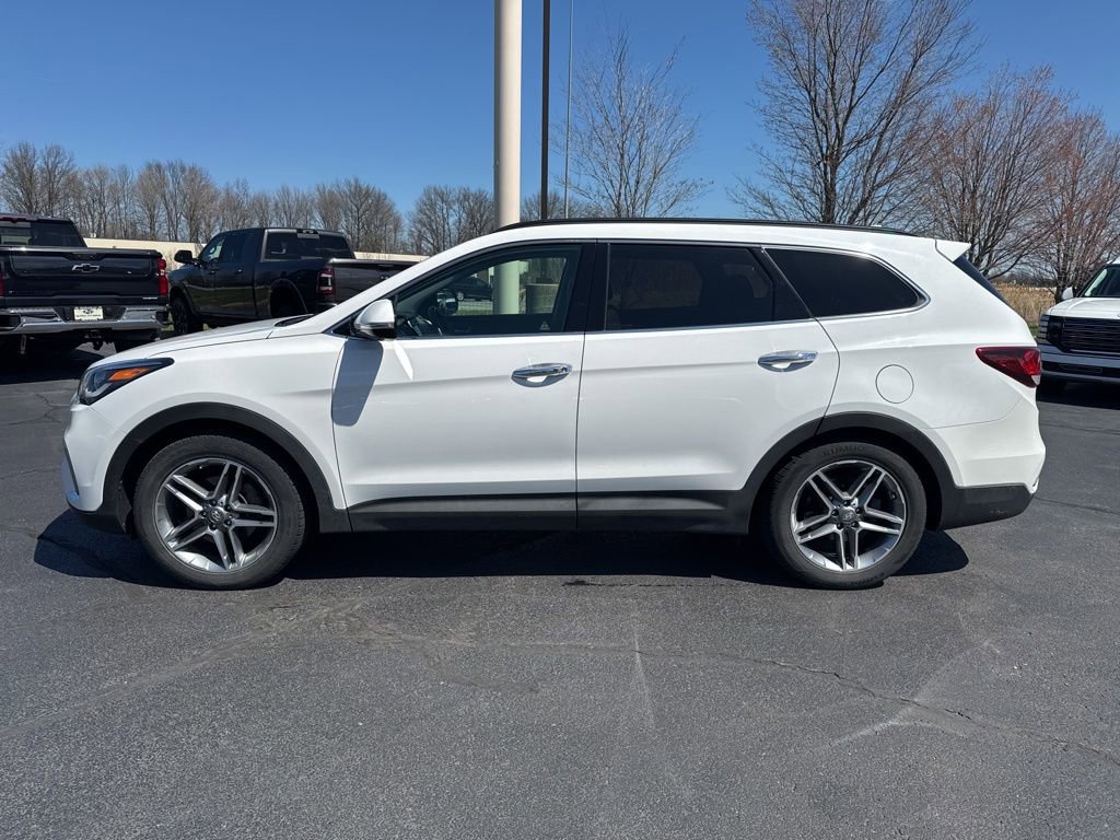 Used 2017 Hyundai Santa Fe SE image 8