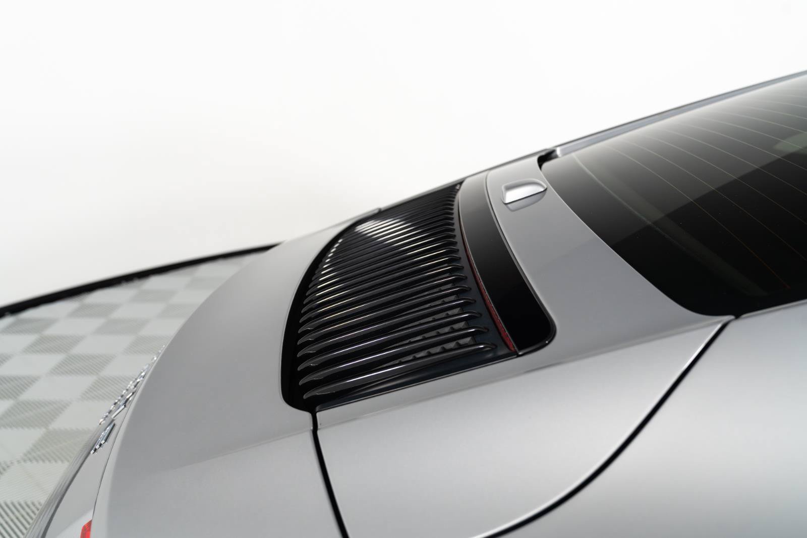 Used 2017 Porsche 911 Carrera RWD image 22