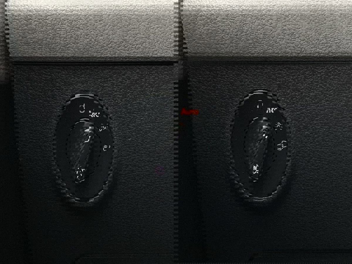 Used 2024 Volkswagen Taos S image 16